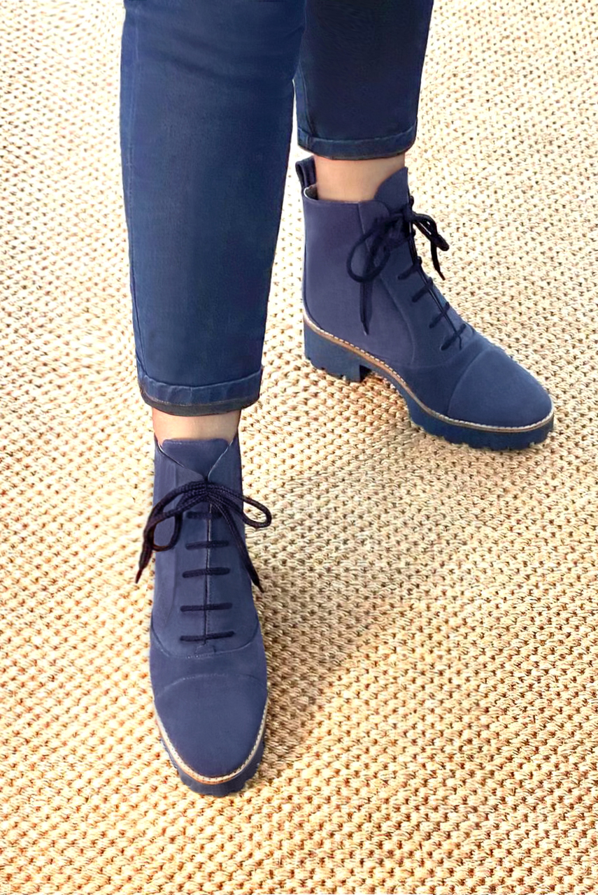 Prussian blue women's ankle boots with laces at the front. Round toe. Low rubber soles. Worn view - Florence KOOIJMAN